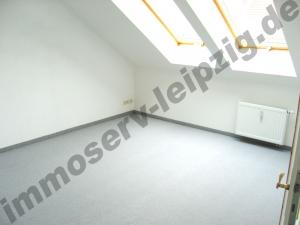 Lindenau, Dachgescho&szlig; mit EBK, Zimmer 2