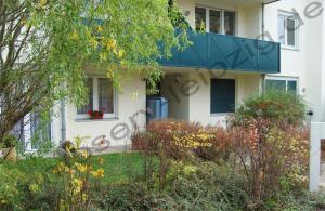 Mckern, Maisonette mit Parkett und Balkon, Hauseingang