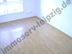 Neusch&ouml;nefeld, sch&ouml;ne 3-RWE mit Balkon, Zimmer2