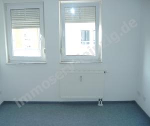 Schleussig, Ger&auml;umige 3-R-Whg. in Parkn&auml;he, Zimmer2